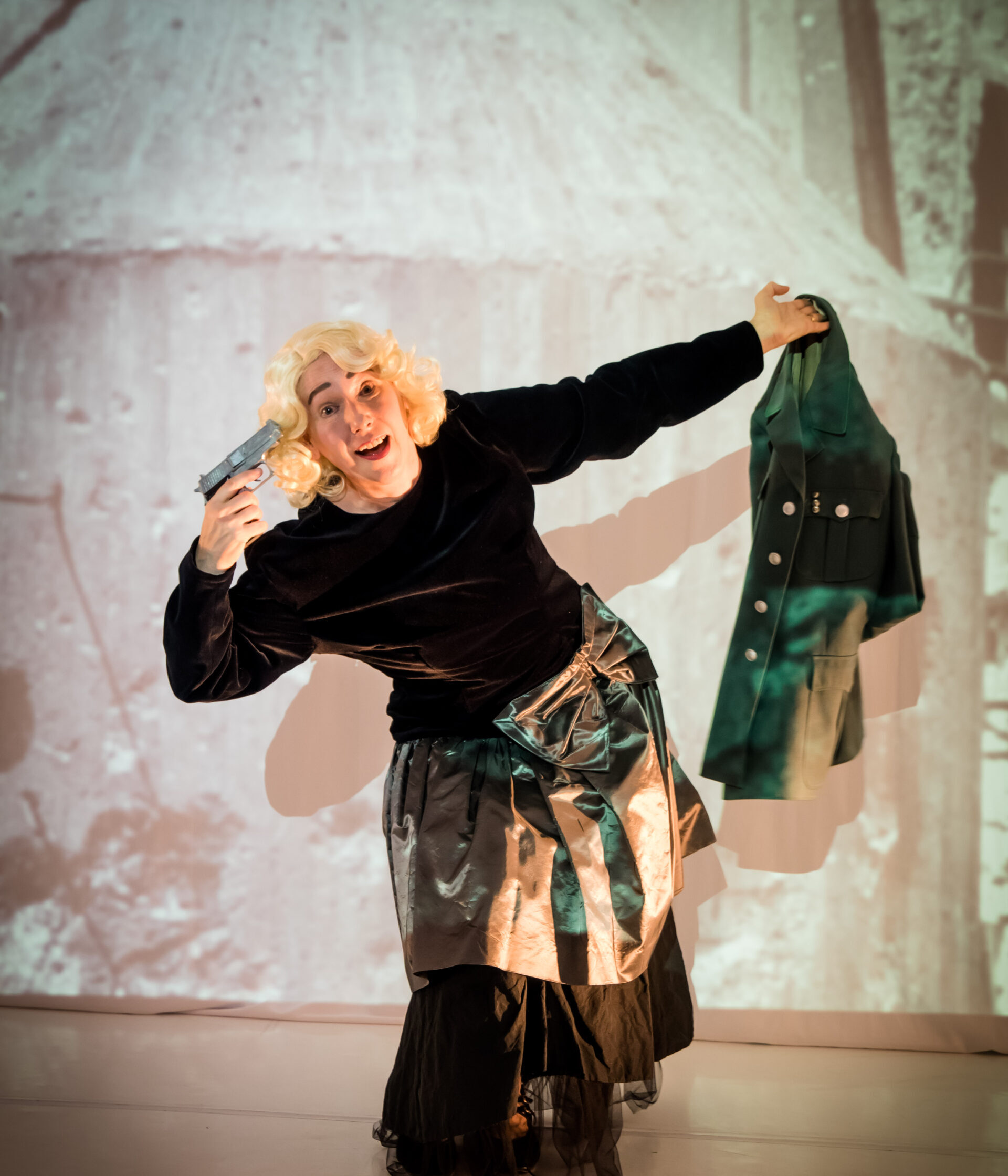 „Wir sind quitt, Messieurs!“:  Es gibt noch Theaterstücke, die den Schlaf rauben können…