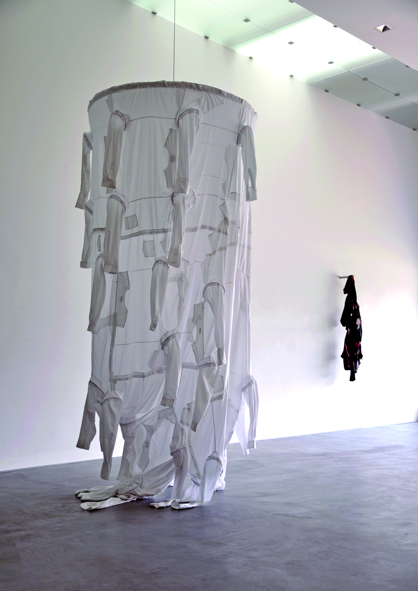 „Form folgt“ – eine Ausstellung im Kunstraum Alexander Bürkle in Freiburg