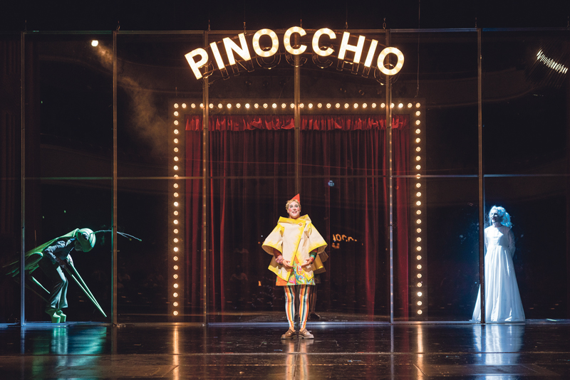Bildmächtige Traumwelt: „Pinocchio“ feierte als Adaption von Benedikt Grubel und Michael Kaiser Premiere im Theater Freiburg
