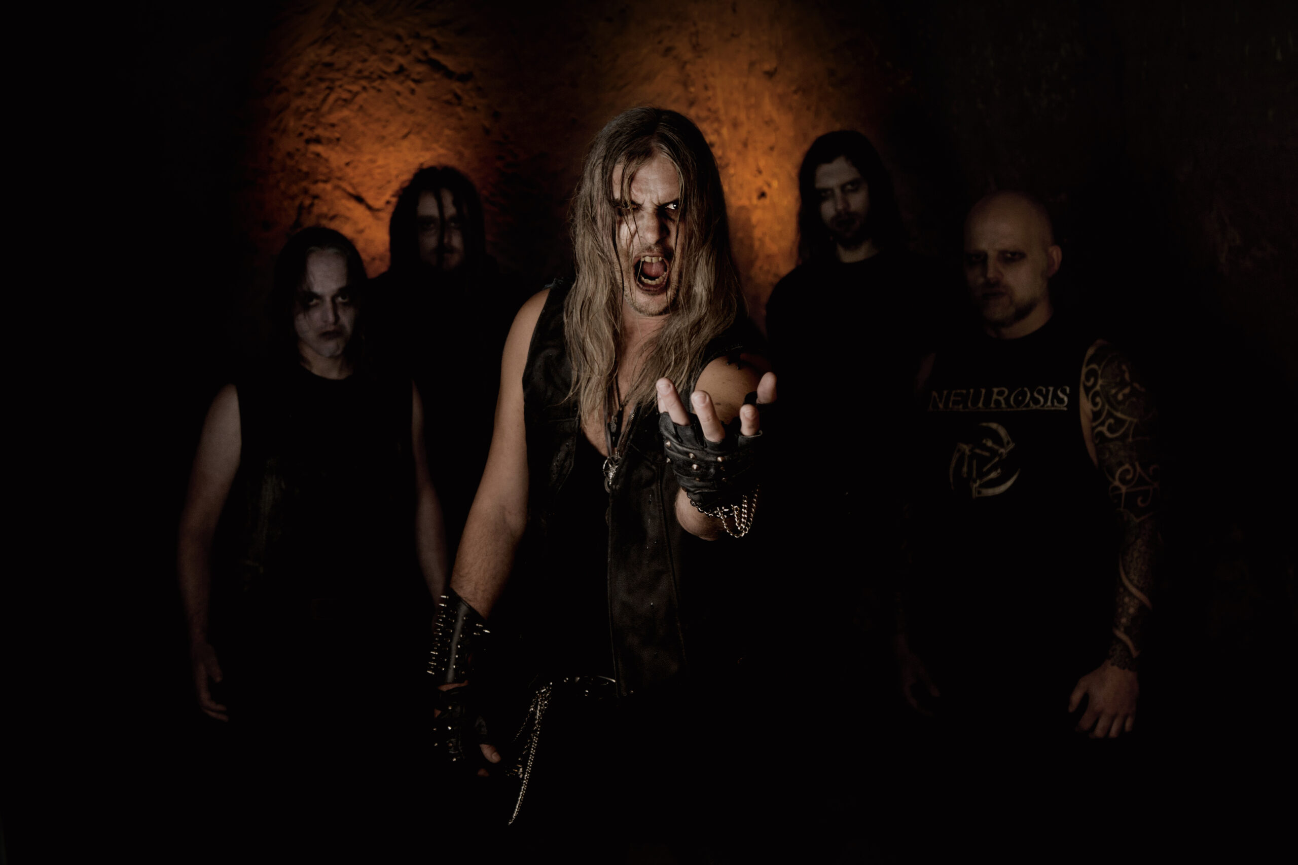 THRON Album-Releaseshow (3. April, 21 Uhr, Livestream ArTik)