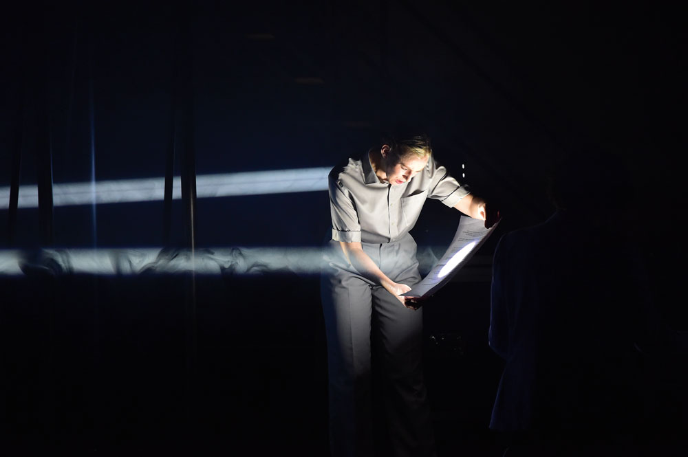 Thom Lutz inszeniert Frischs „Der Mensch erscheint im Holozän“ am Theater Basel