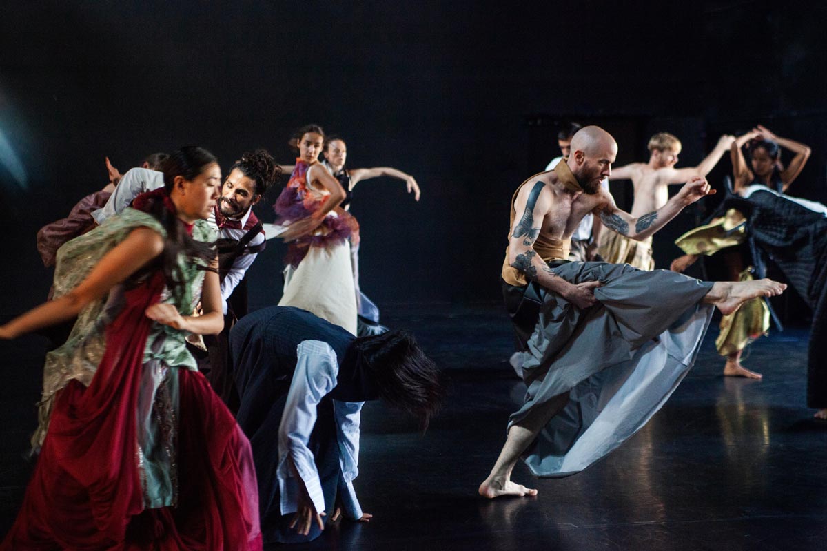 Standing Ovations für „LOVETRAIN2020“ des israelischen Choreografen Emanuel Gat im Theater Freiburg